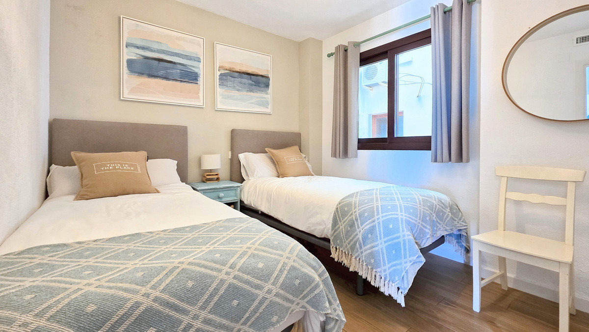 Appartement te koop in La Duquesa | 2 slaapkamers H5523610