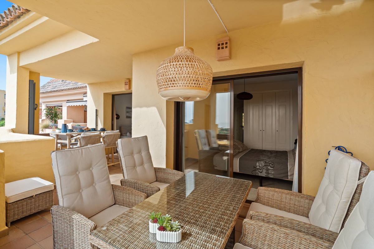 Appartement te koop in La Duquesa | 2 slaapkamers H5524399