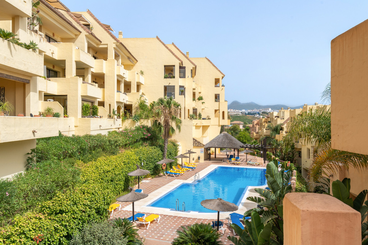 Appartement te koop in La Duquesa | 2 slaapkamers H5524399