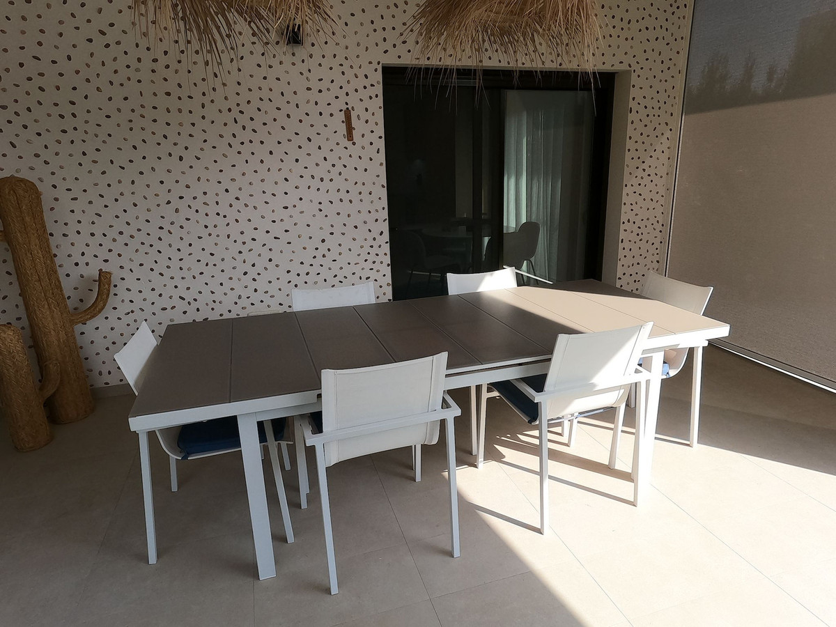 Property main view 33