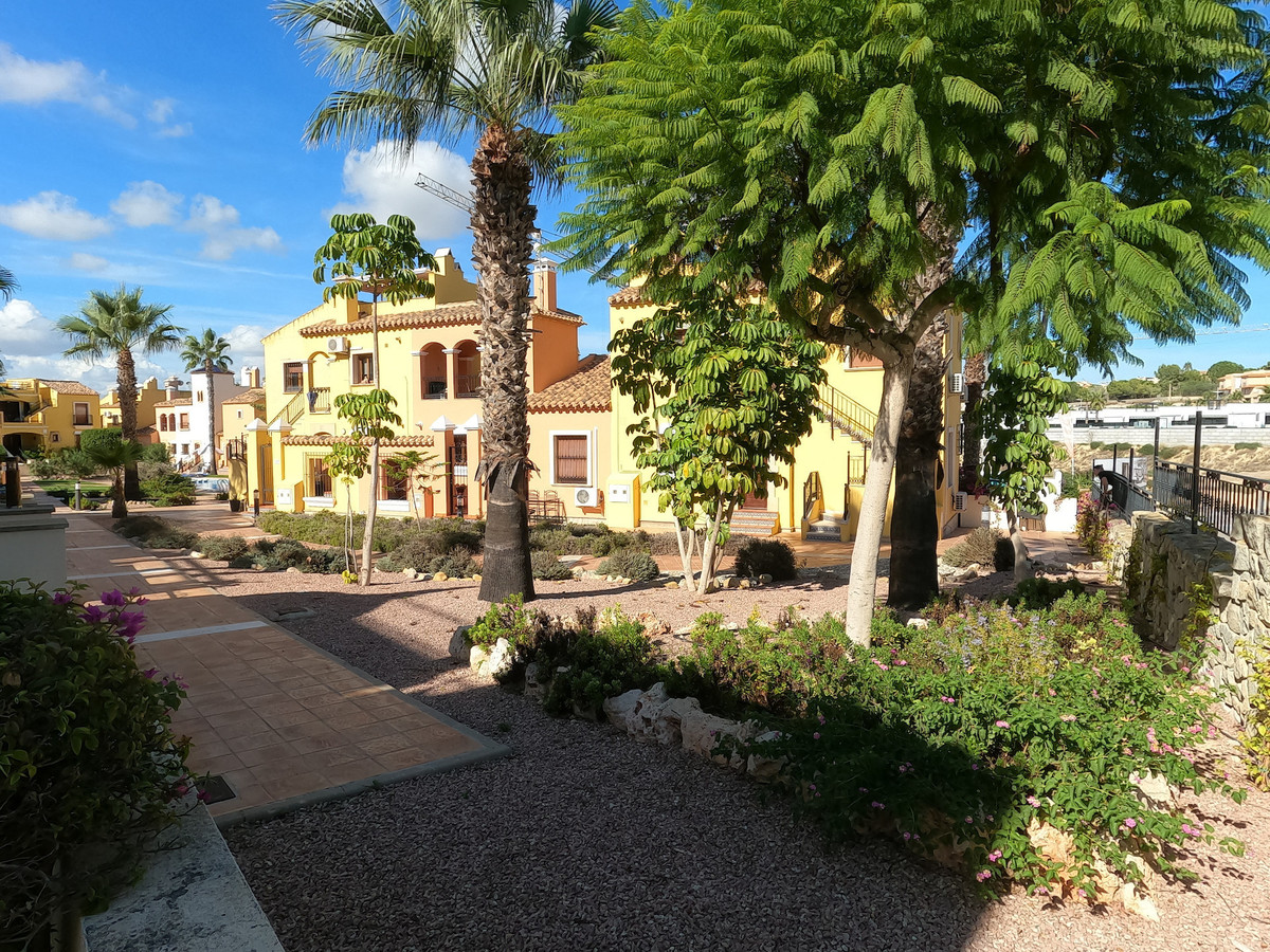 Appartement te koop in La Finca Golf | 2 slaapkamers H5516335