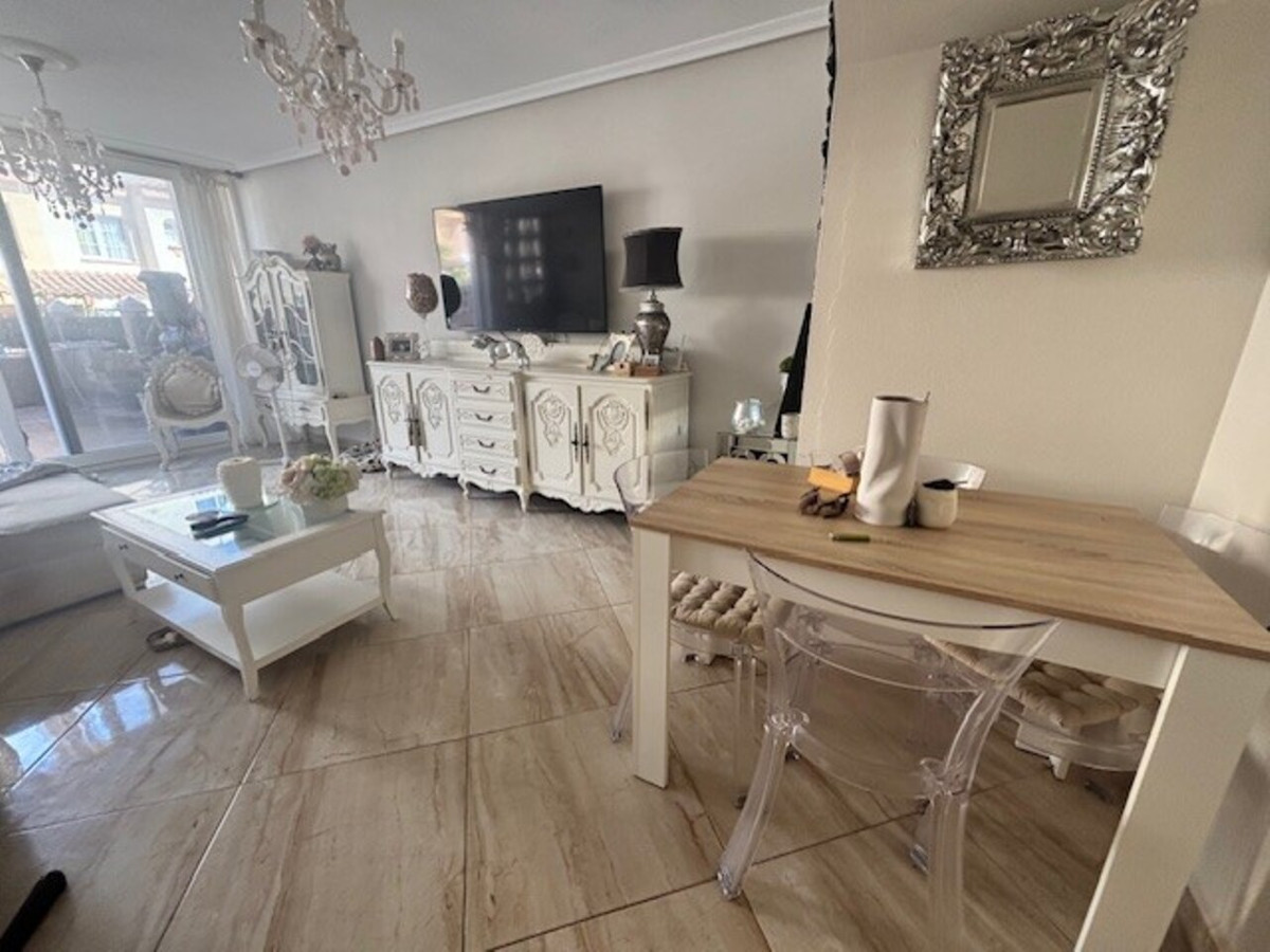 Duplex te koop in La Florida | 2 slaapkamers H5236996