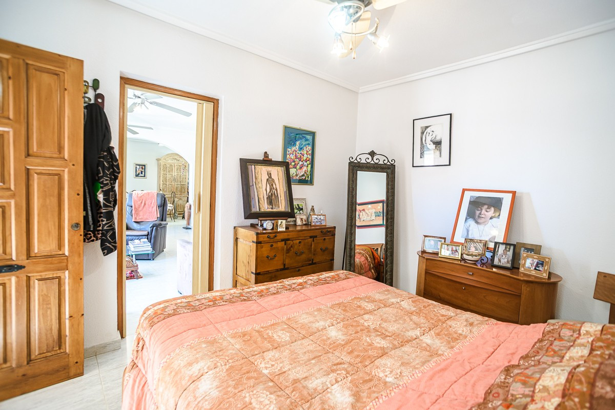 Appartement te koop in La Florida | 4 slaapkamers H5383366