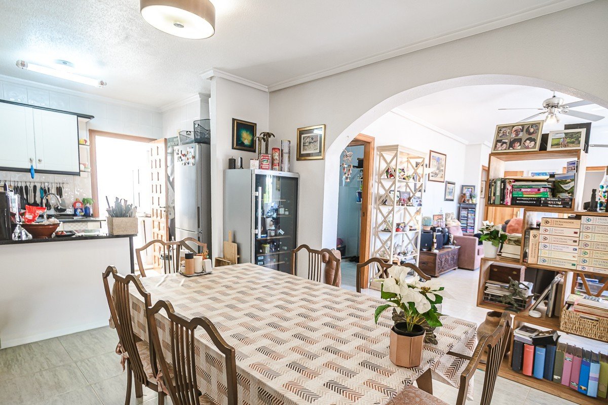 Appartement te koop in La Florida | 4 slaapkamers H5383366