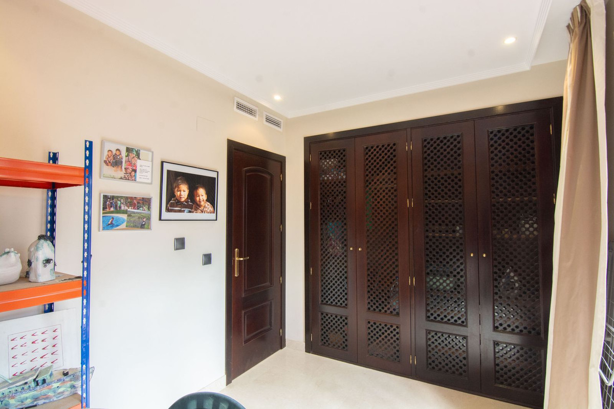 Bovenverdieping Appartement in La Mairena-10
