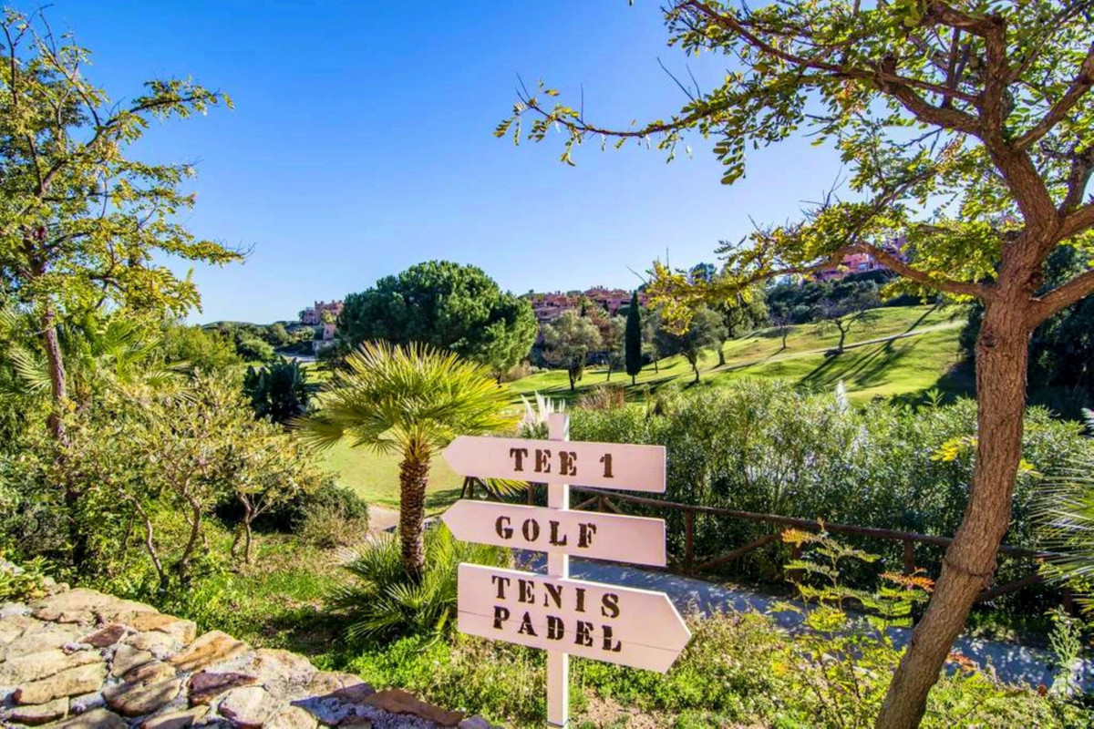 Apartment for sale in La Mairena | 2 bedrooms H5050405