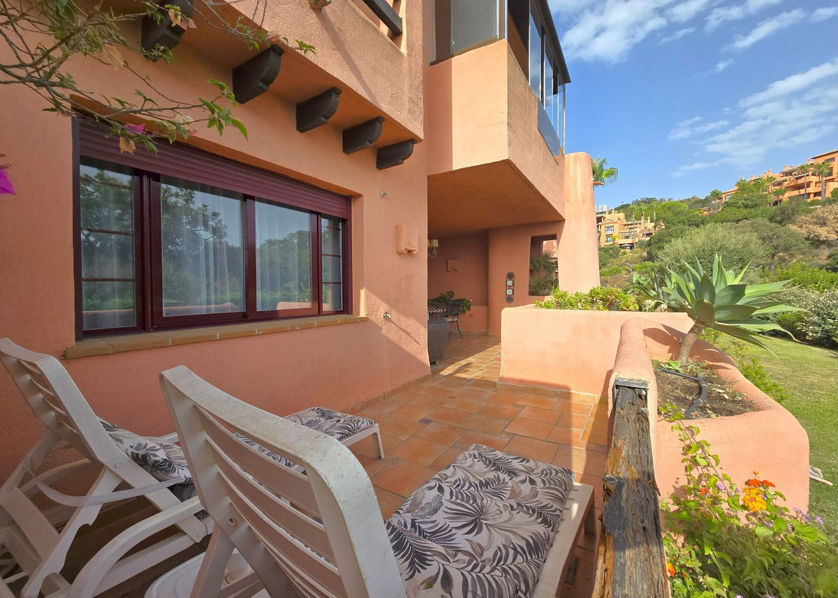 Apartment for sale in La Mairena | 2 bedrooms H5050405