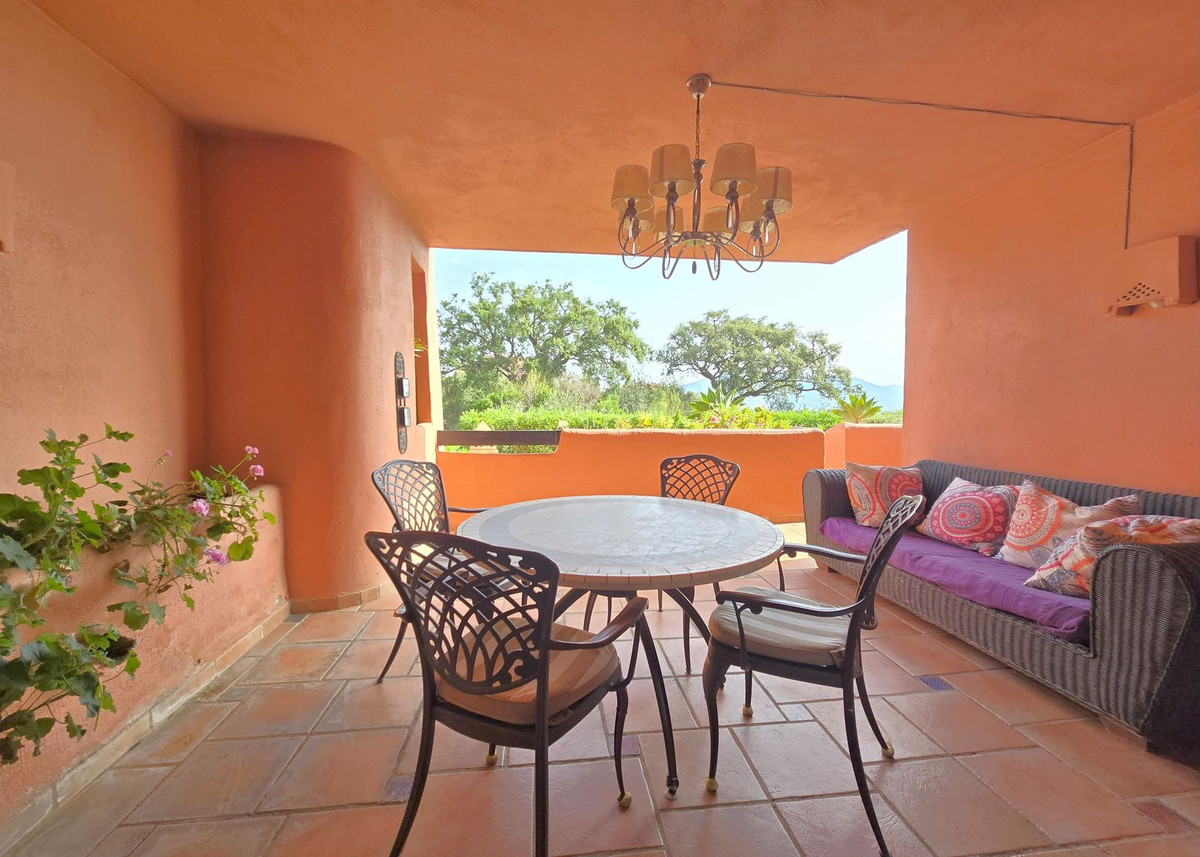 Apartment for sale in La Mairena | 2 bedrooms H5050405
