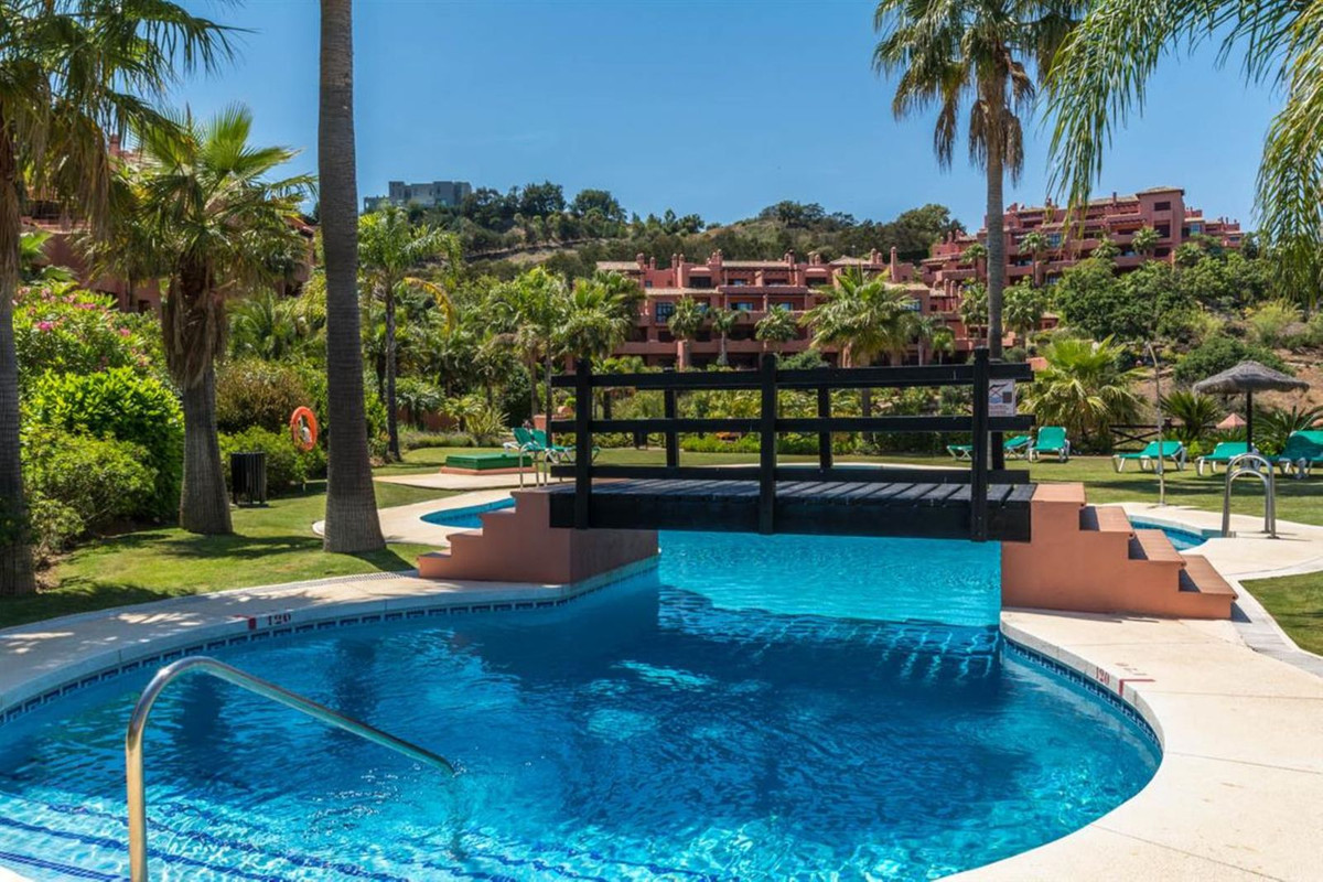 Apartment for sale in La Mairena | 2 bedrooms H5050405