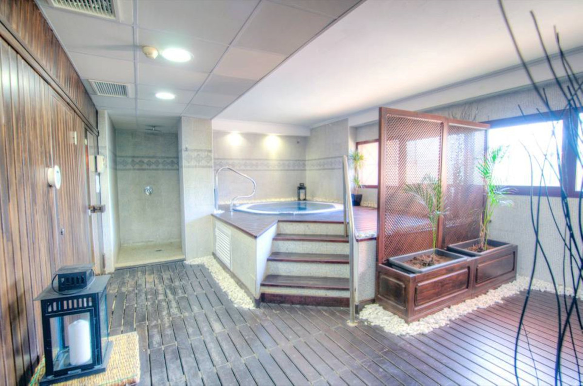 Apartment for sale in La Mairena | 2 bedrooms H5050405