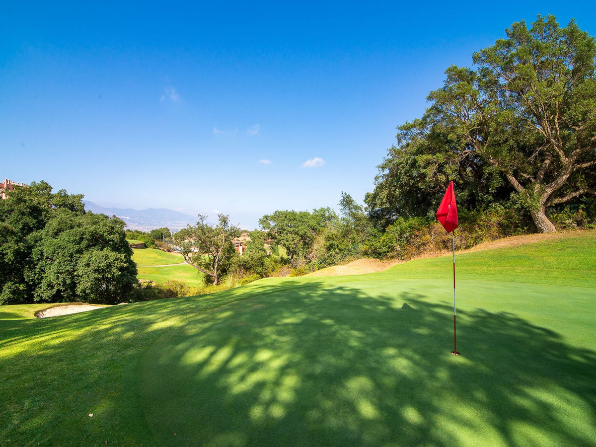 Apartment for sale in La Mairena | 2 bedrooms H5050405