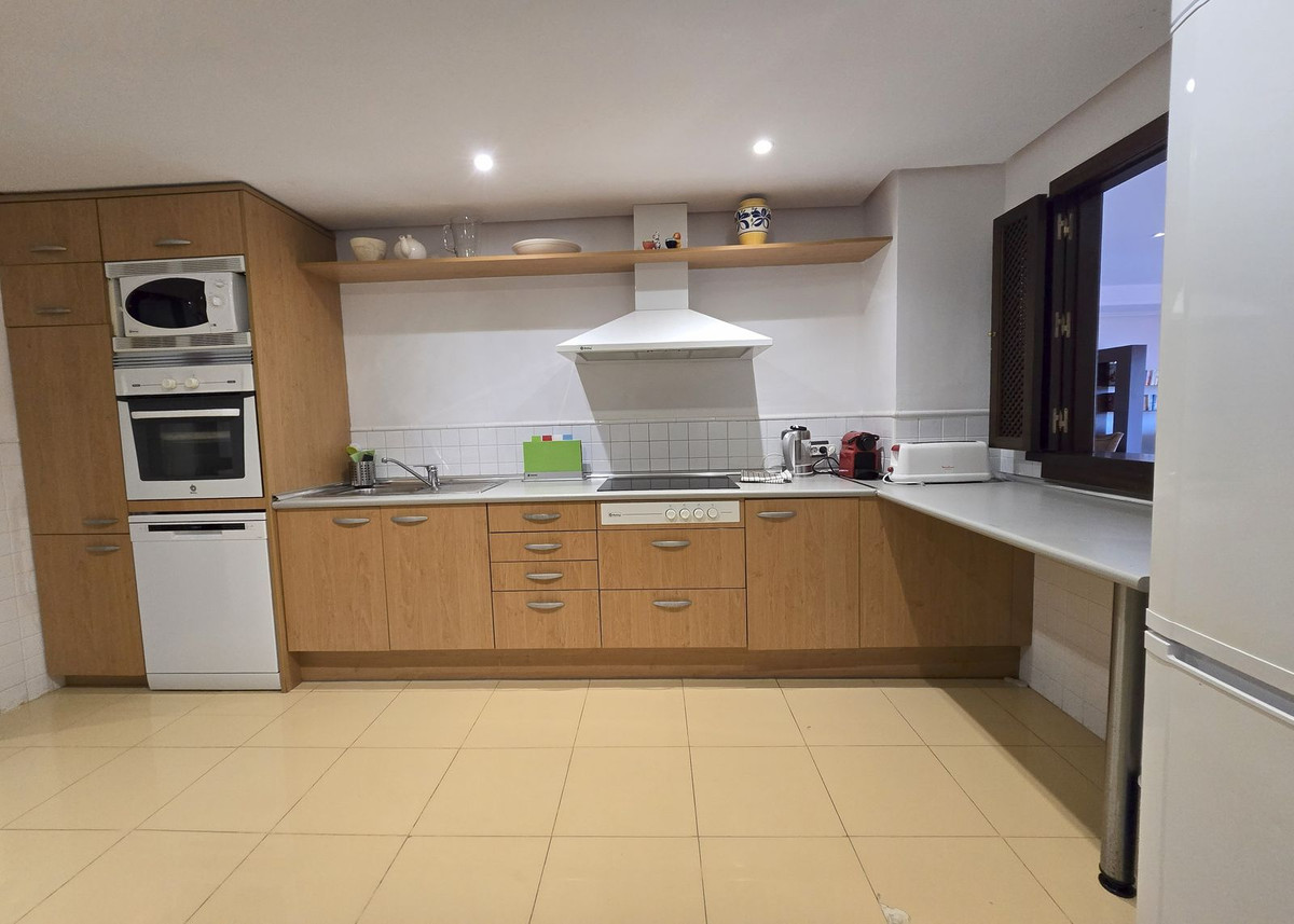 Apartment for sale in La Mairena | 2 bedrooms H5050405