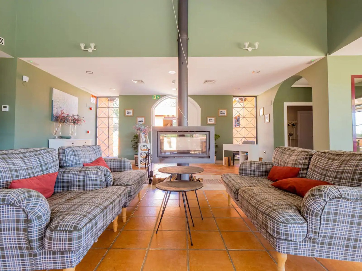 Apartment for sale in La Mairena | 2 bedrooms H5050405
