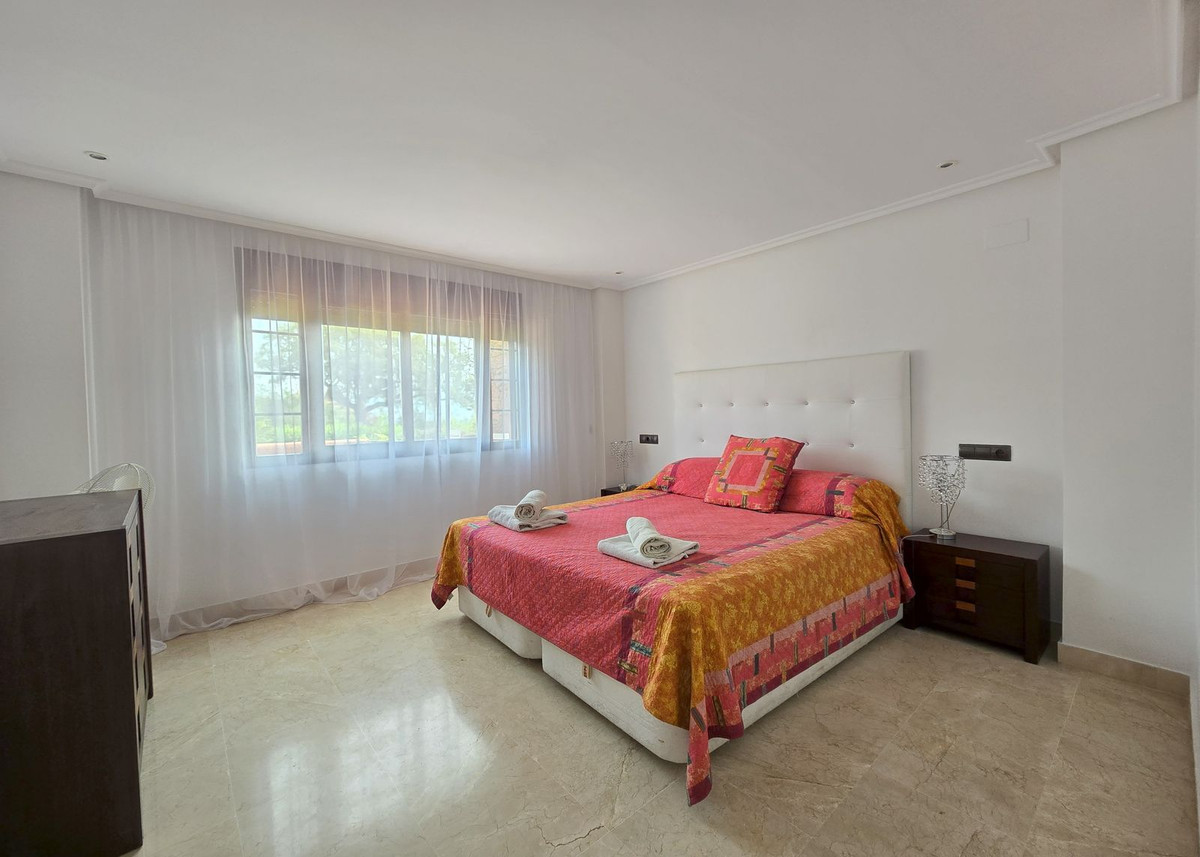 Apartment for sale in La Mairena | 2 bedrooms H5050405