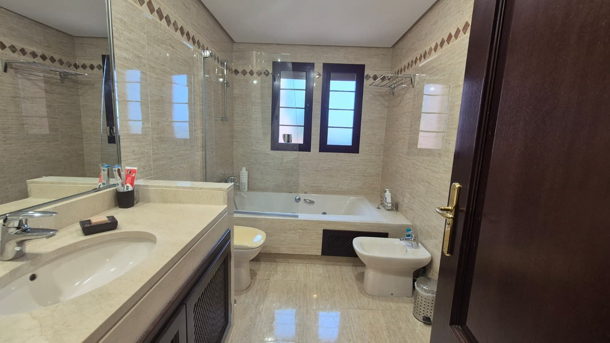 Penthouse te koop in La Mairena | 3 slaapkamers H5226343