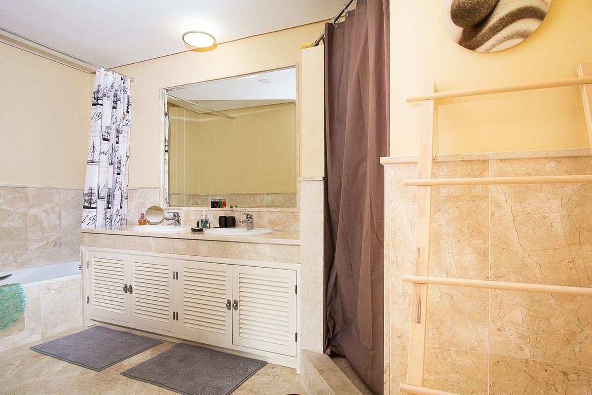 Property main view 33