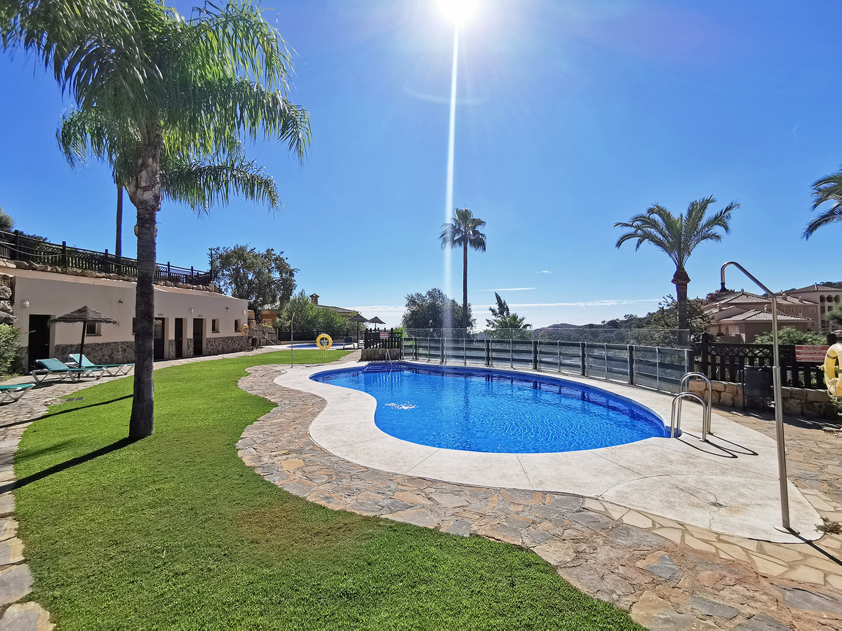 Duplex te koop in La Mairena | 2 slaapkamers H5389279