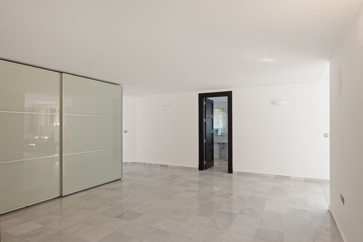Property main view 32