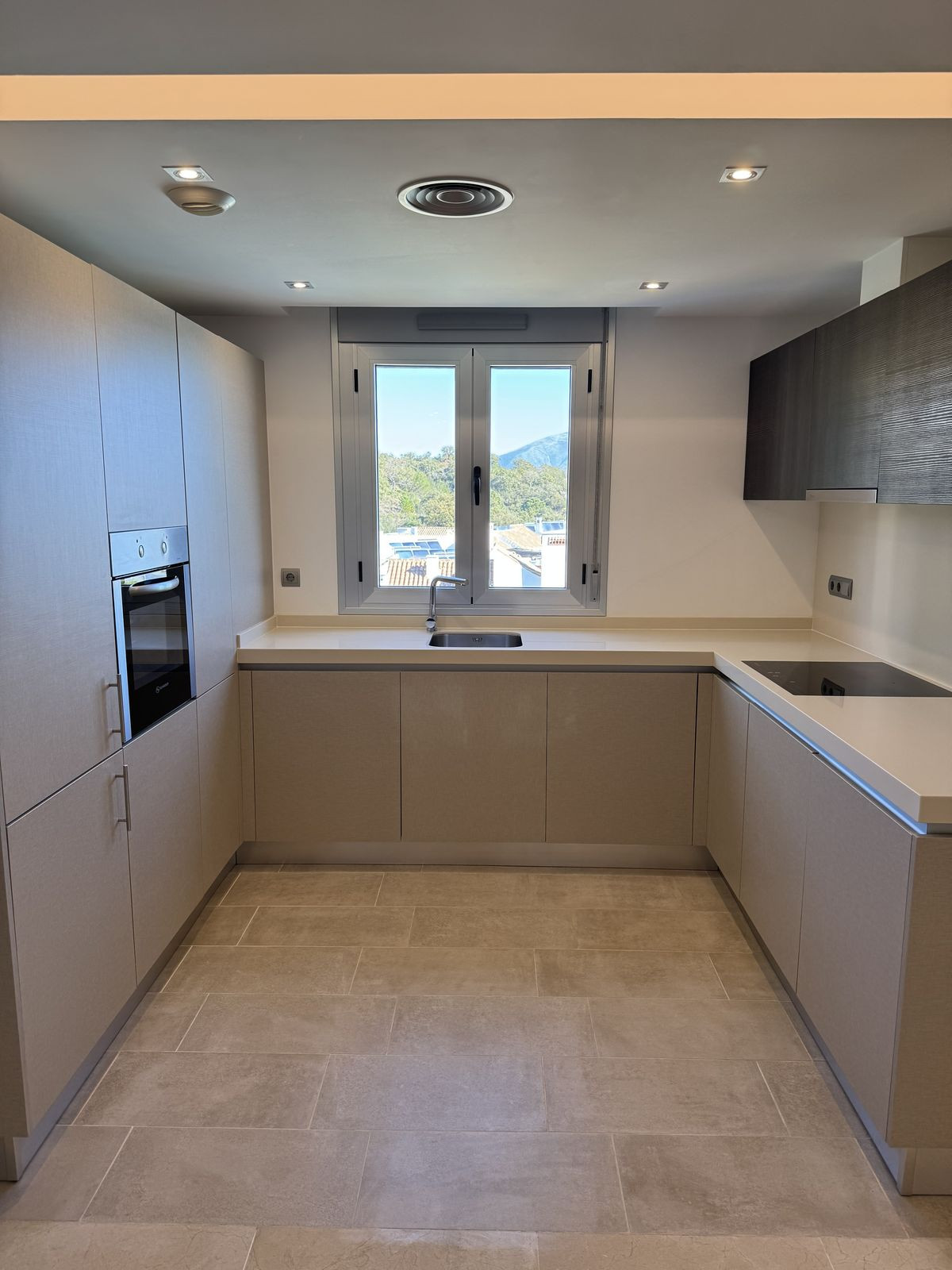 Appartement te koop in La Mairena | 3 slaapkamers H5456548