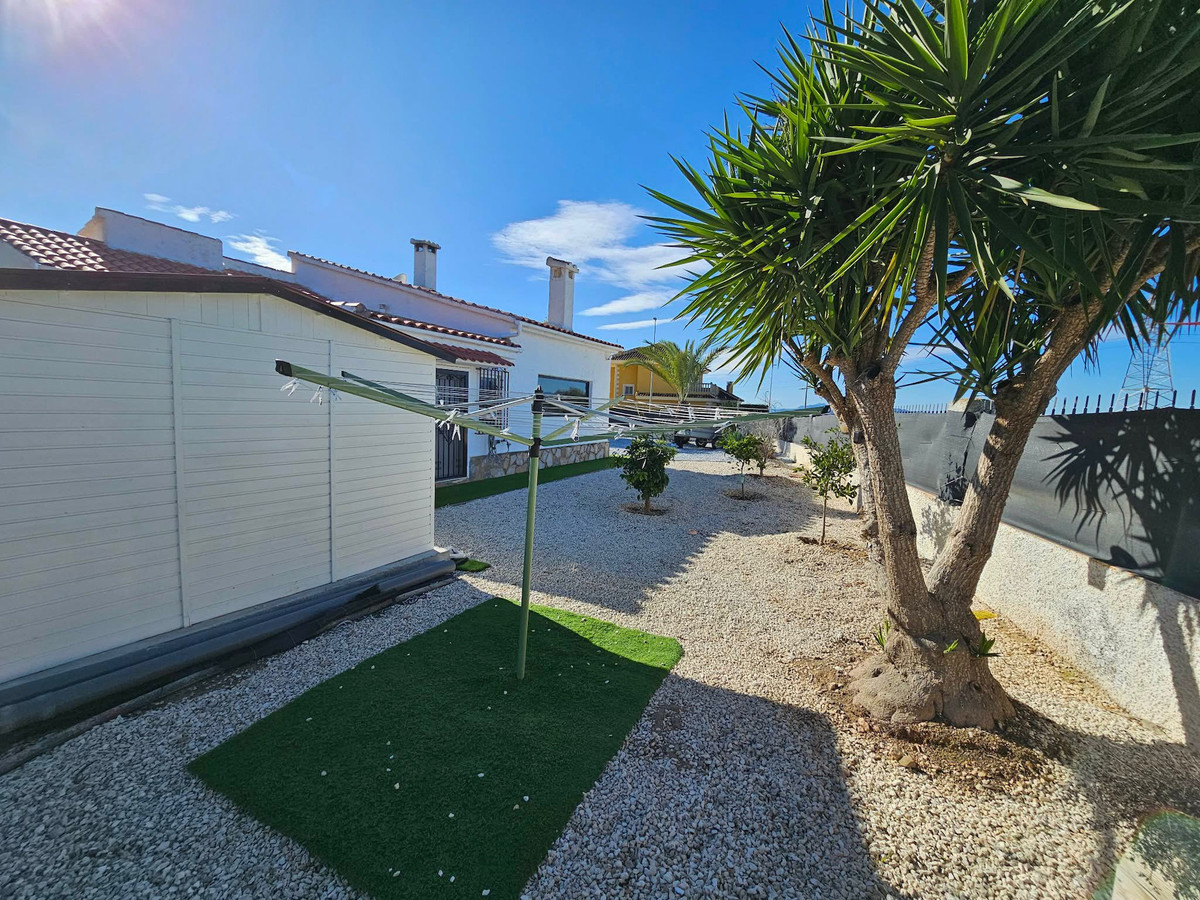 Appartement te koop in La Marina | 4 slaapkamers H5264482