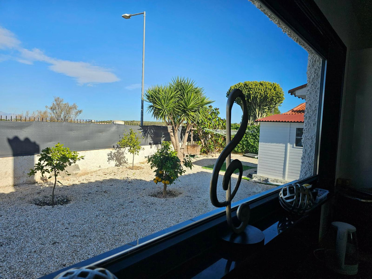 Appartement te koop in La Marina | 4 slaapkamers H5264482