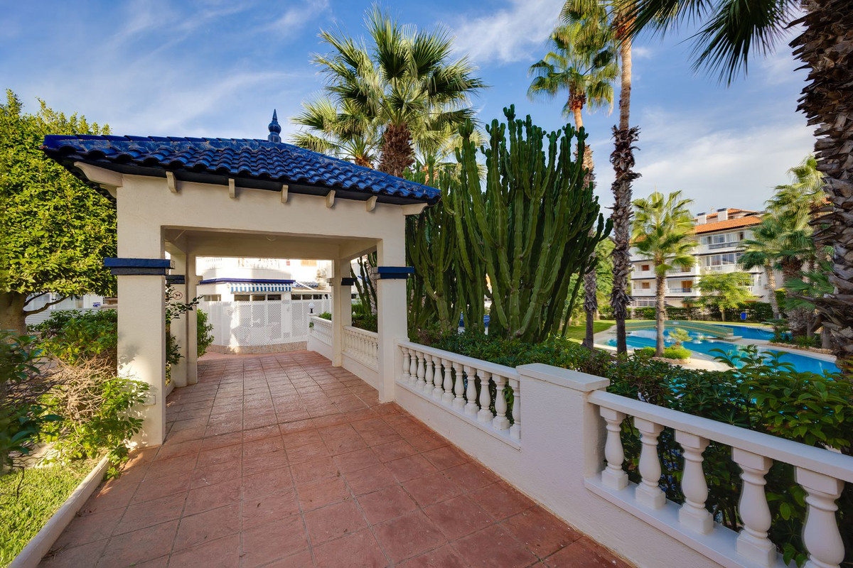 Appartement te koop in La Mata | 1 slaapkamers H5219323