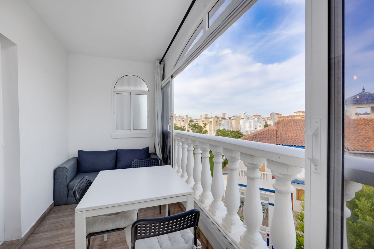 Appartement te koop in La Mata | 1 slaapkamers H5219323