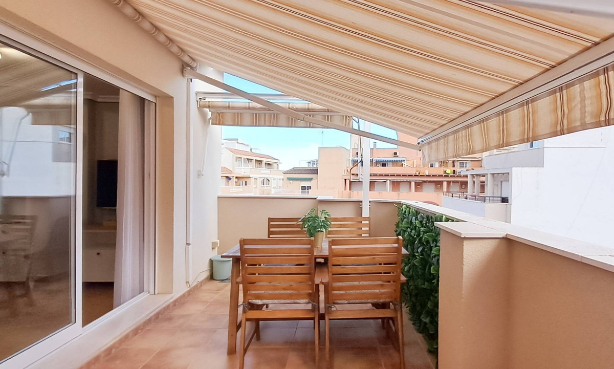 Penthouse te koop in La Mata | 2 slaapkamers H5245846