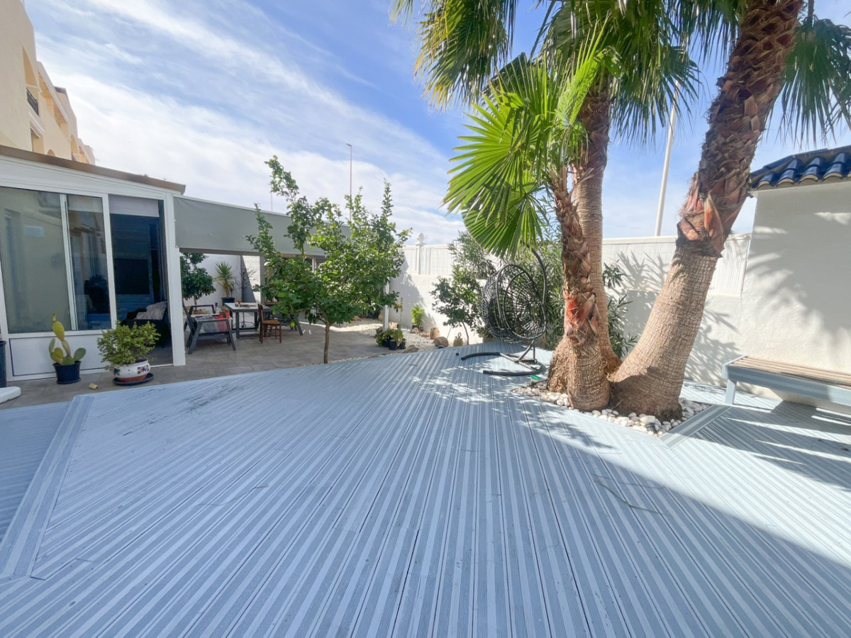 Appartement te koop in La Mata | 2 slaapkamers H5297737