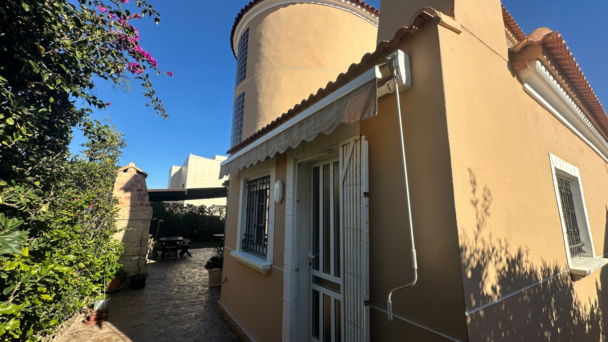 Huis te koop in La Mata | 6 slaapkamers H5302648