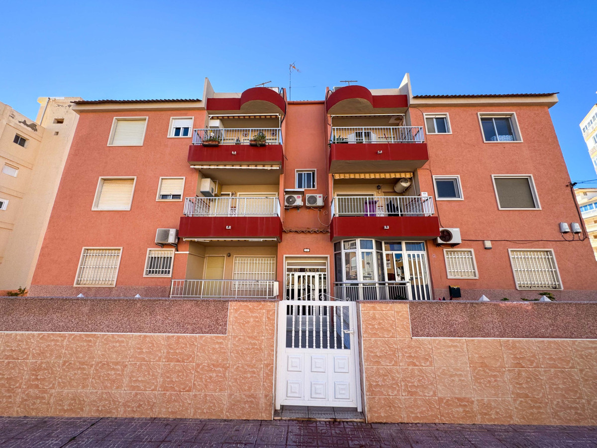 Appartement te koop in La Mata | 3 slaapkamers H5303224