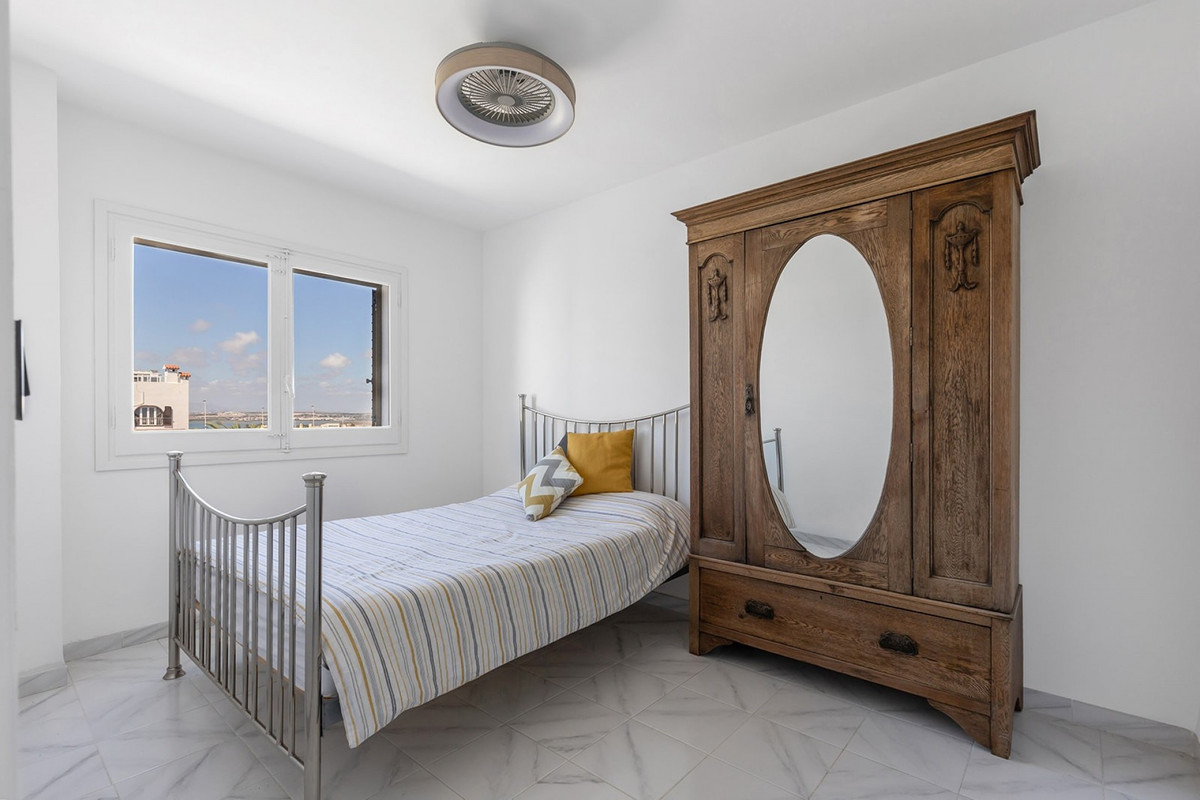 Appartement te koop in La Mata | 1 slaapkamers H5304748