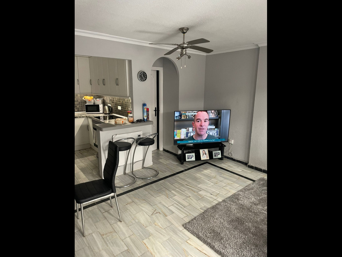 Appartement te koop in La Mata | 2 slaapkamers H5314777