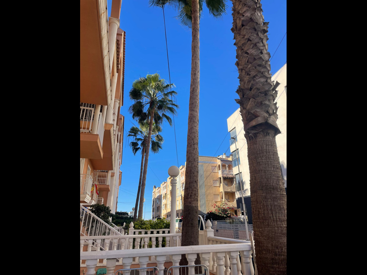 Appartement te koop in La Mata | 2 slaapkamers H5314777