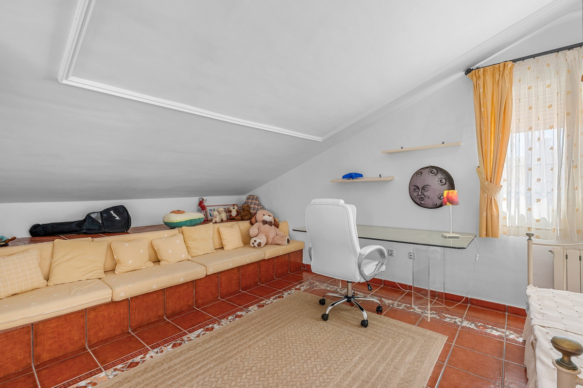 Property main view 44