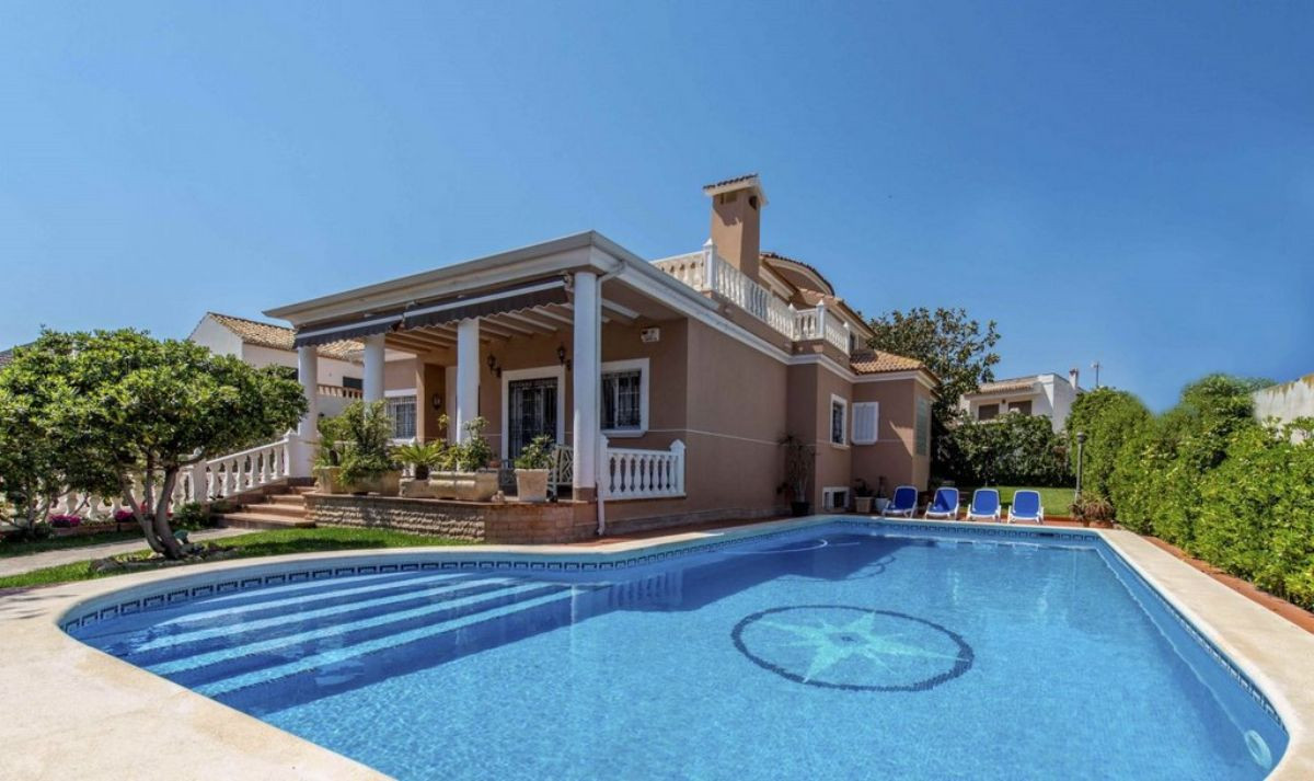 Appartement te koop in La Mata | 6 slaapkamers H5424088