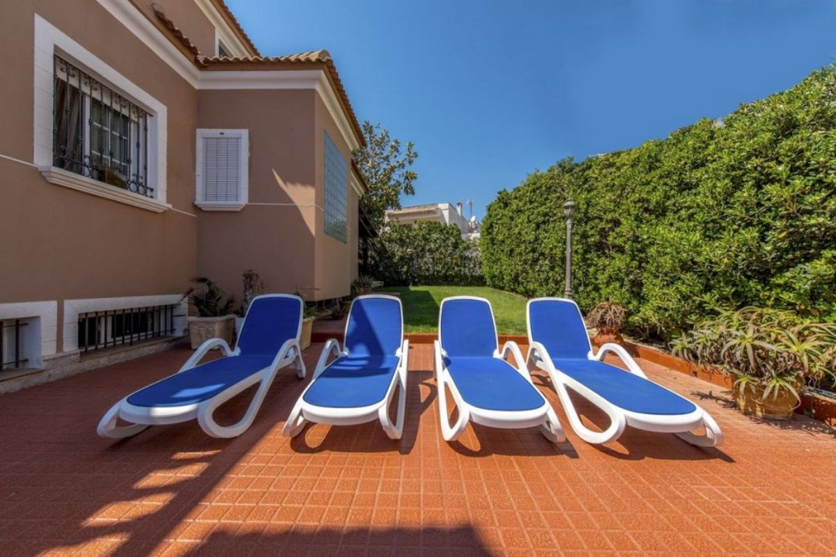 Appartement te koop in La Mata | 6 slaapkamers H5424088