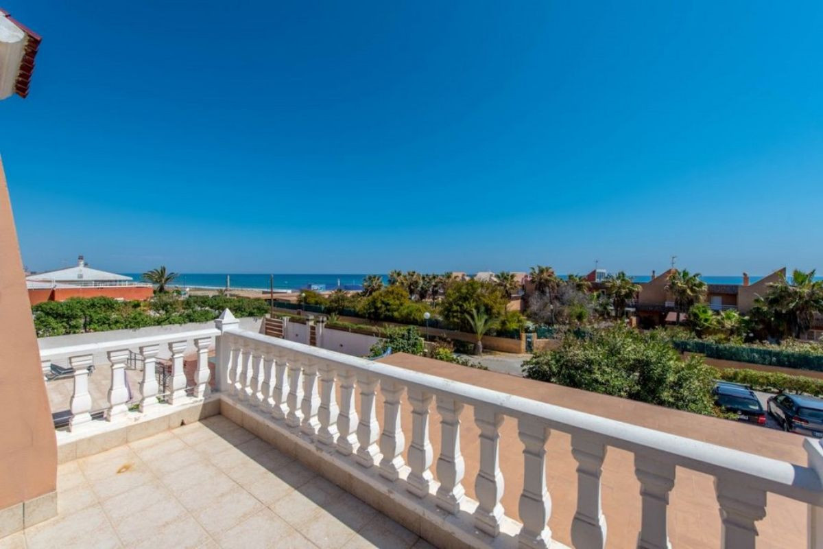 Appartement te koop in La Mata | 6 slaapkamers H5424088