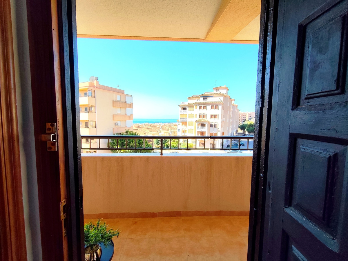 Appartement te koop in La Mata | 1 slaapkamers H5431411