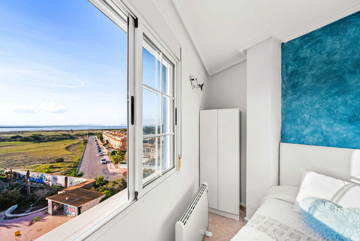 Appartement te koop in La Mata | 2 slaapkamers H5434198