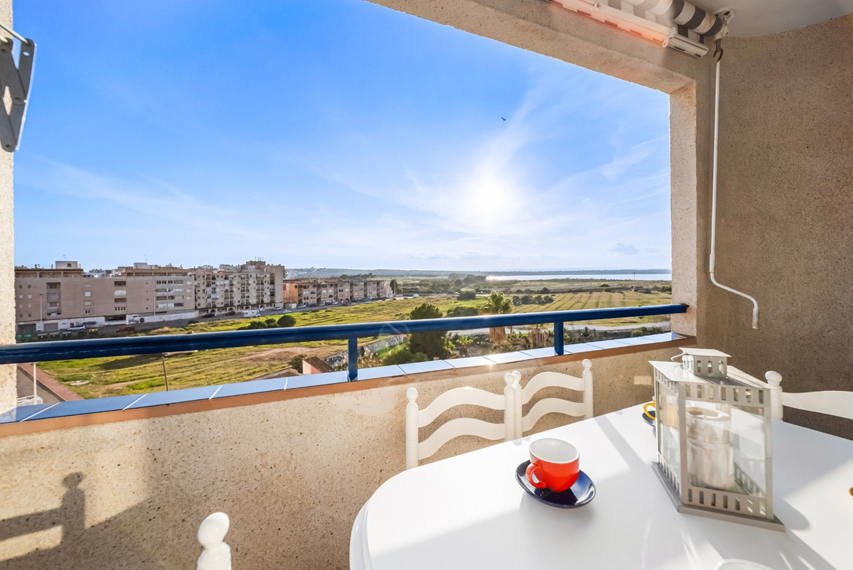 Appartement te koop in La Mata | 2 slaapkamers H5434198