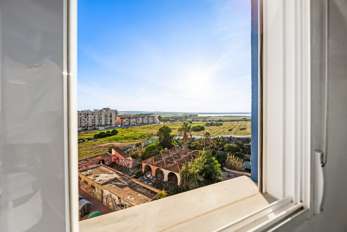 Appartement te koop in La Mata | 2 slaapkamers H5434198
