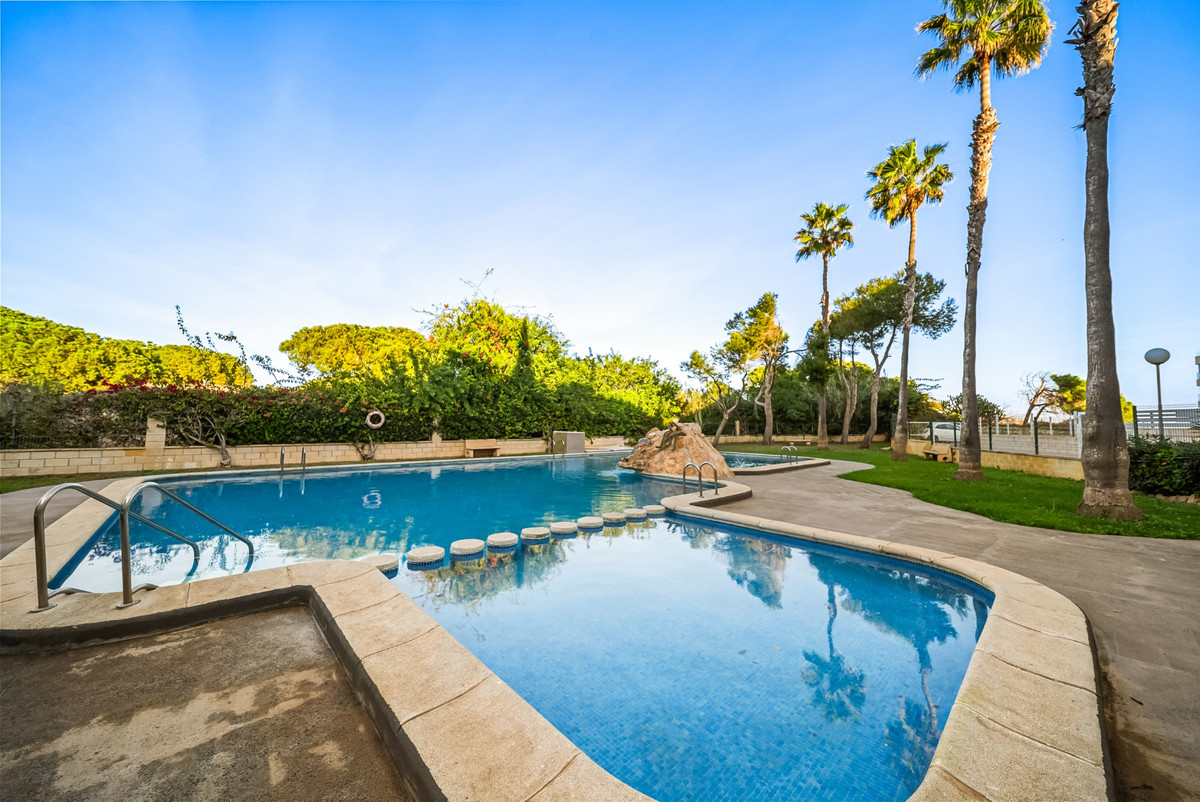 Appartement te koop in La Mata | 2 slaapkamers H5434198