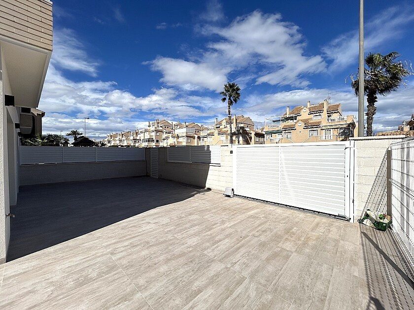 Appartement te koop in La Mata | 3 slaapkamers H5456332