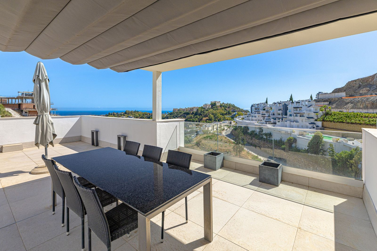 Penthouse te koop in La Quinta | 3 slaapkamers H5107372
