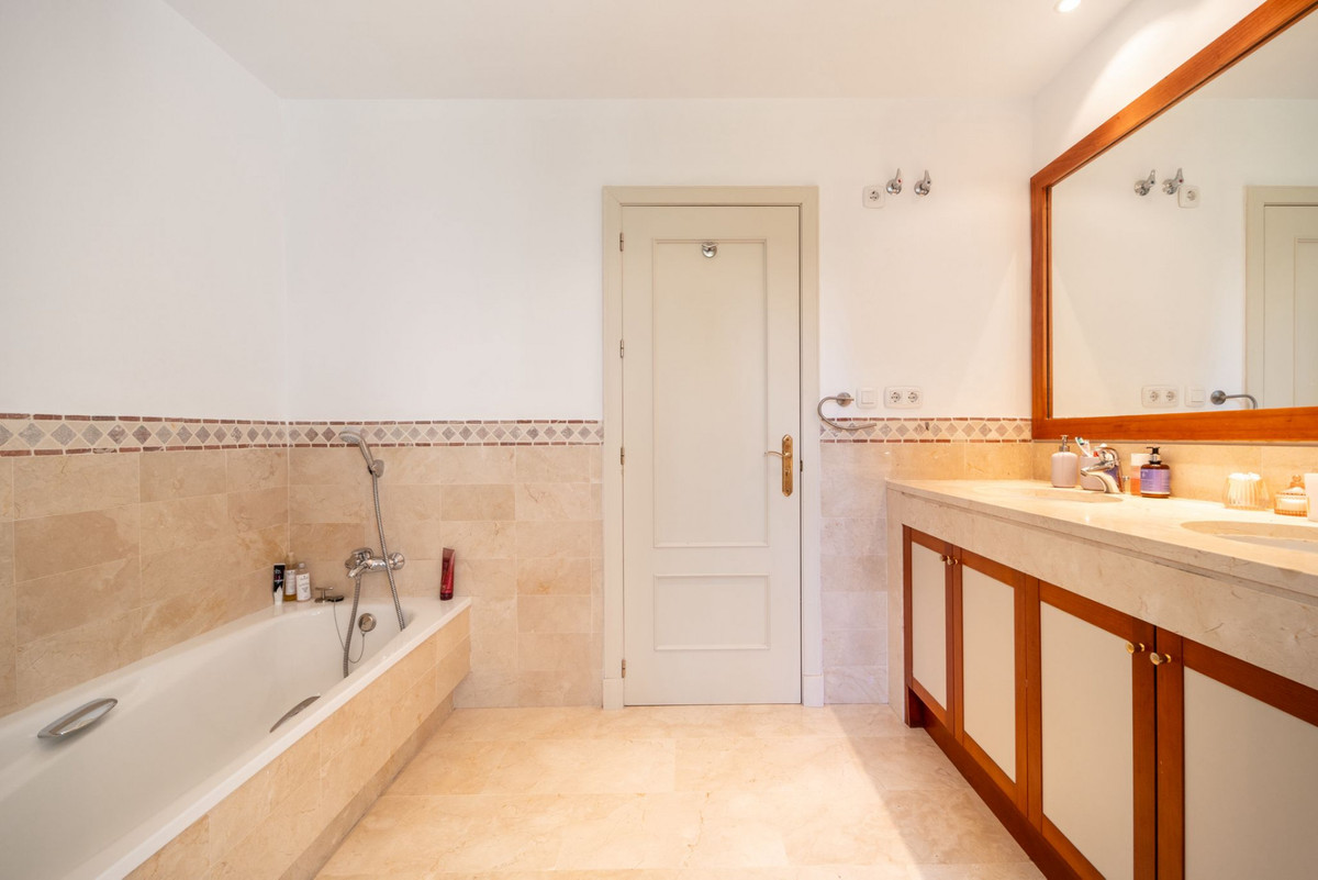 Penthouse te koop in La Quinta | 3 slaapkamers H5123731