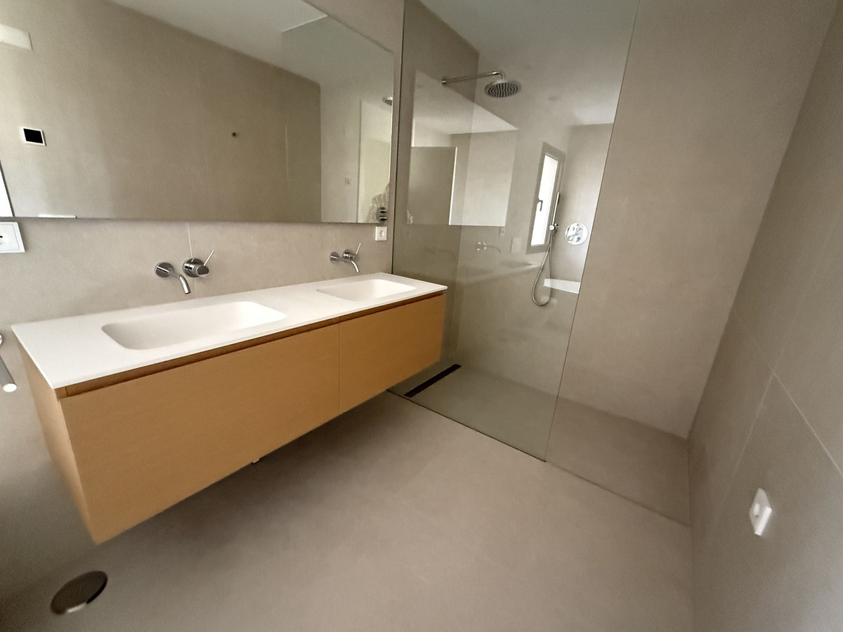 Appartement te koop in La Quinta | 4 slaapkamers H5139064