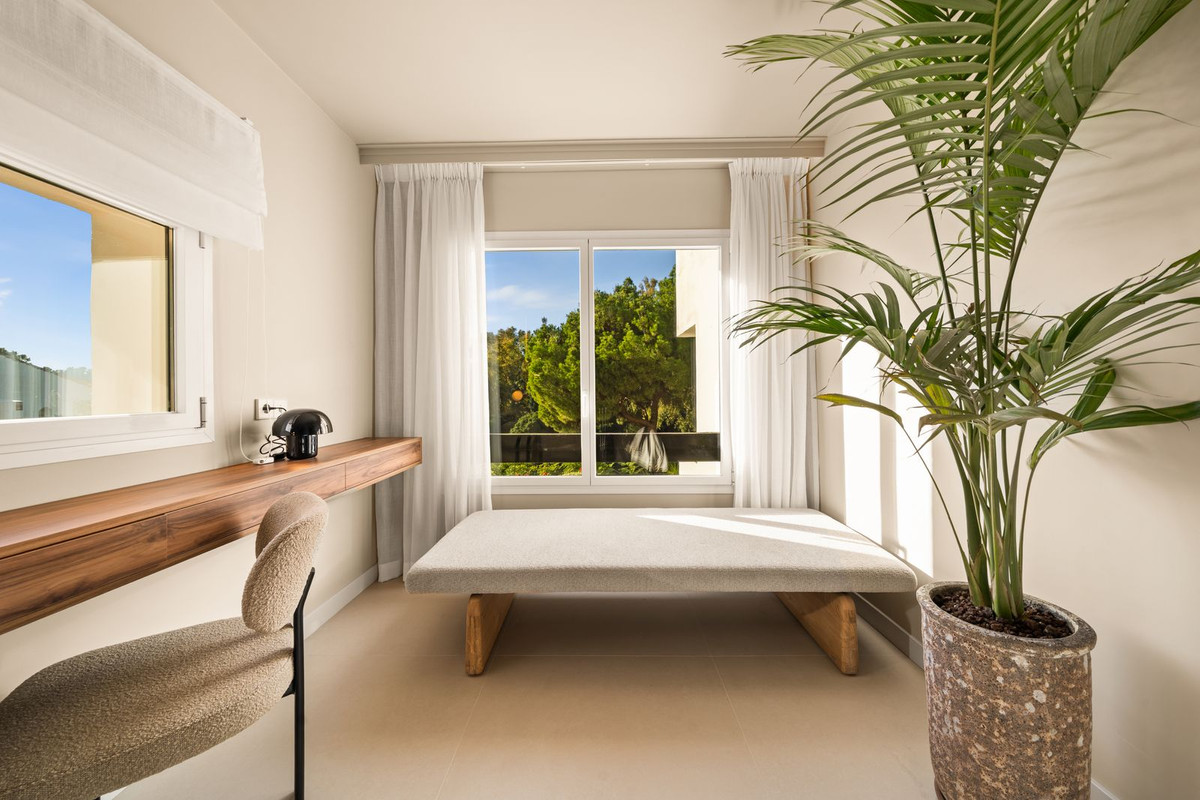 Property main view 40