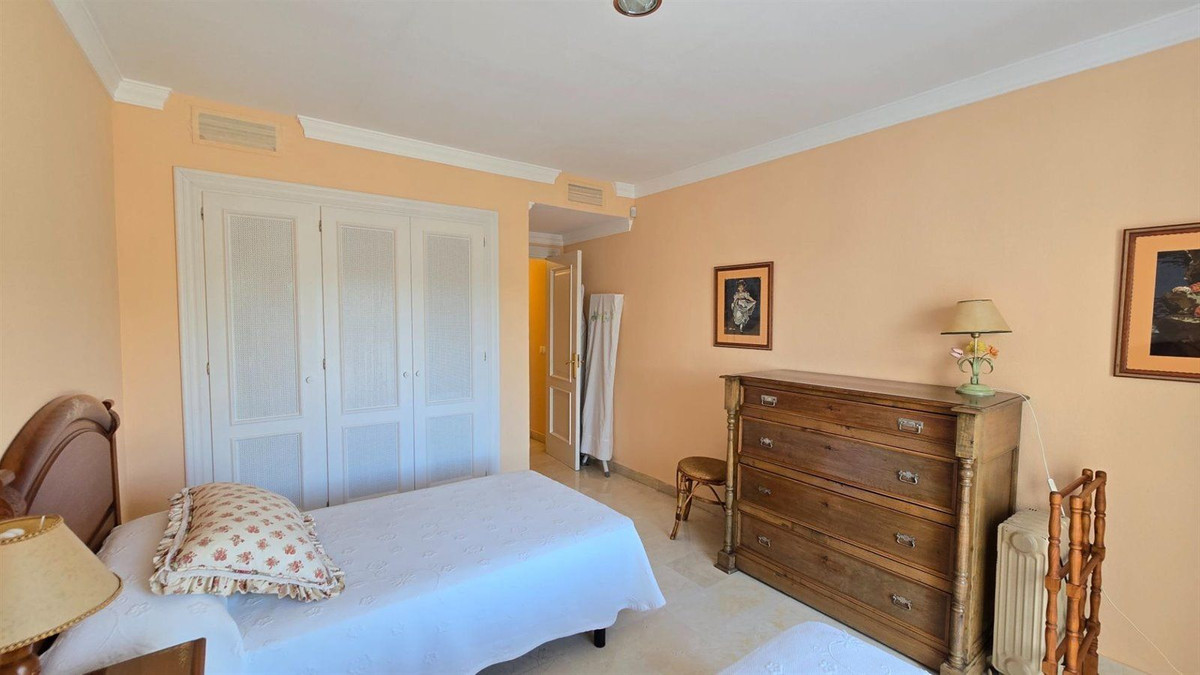 Property main view 40
