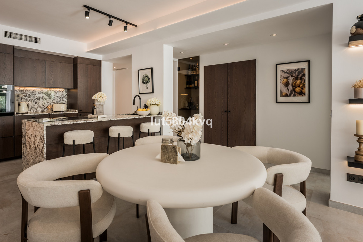 Duplex te koop in La Quinta | 3 slaapkamers H5384116